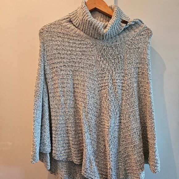 Roots Grey Knitted Poncho Sweater – One Size - Picture 1 of 2